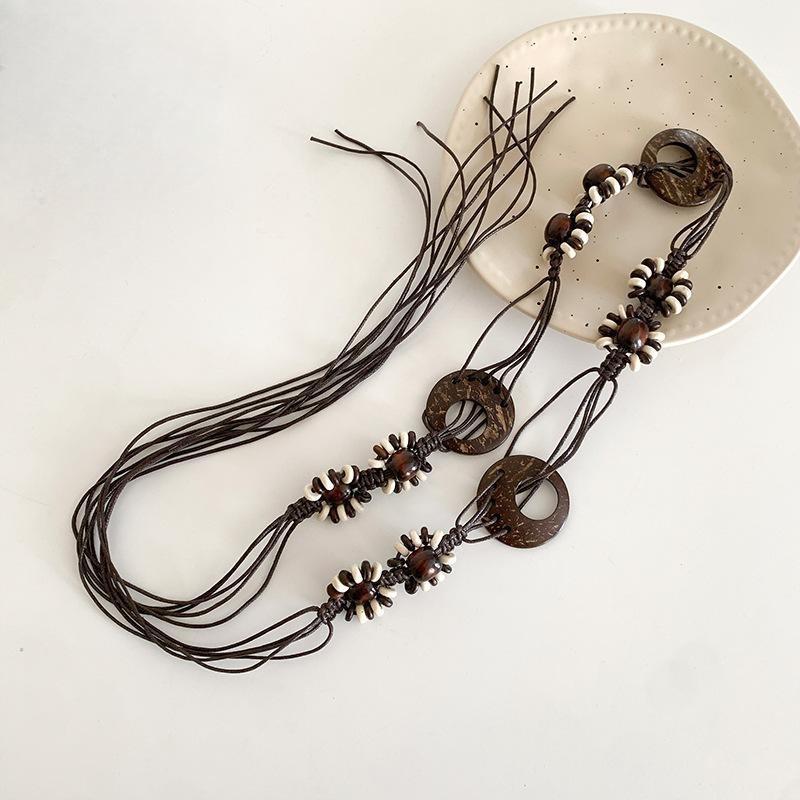 Coconut shell waist rope