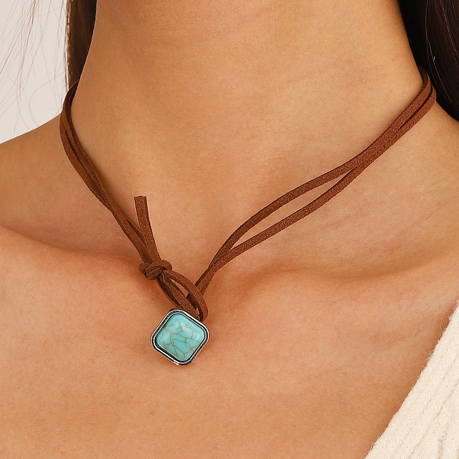 Bohemian Turquoise Crackle Stone Necklaces with Pendants for Women