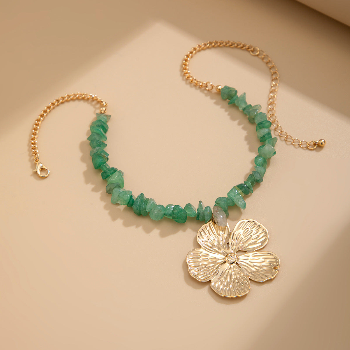 Bohemian Chip Stone Line Beaded Necklace, Retro Five - Petal Flower Pendant Clavicle Chain
