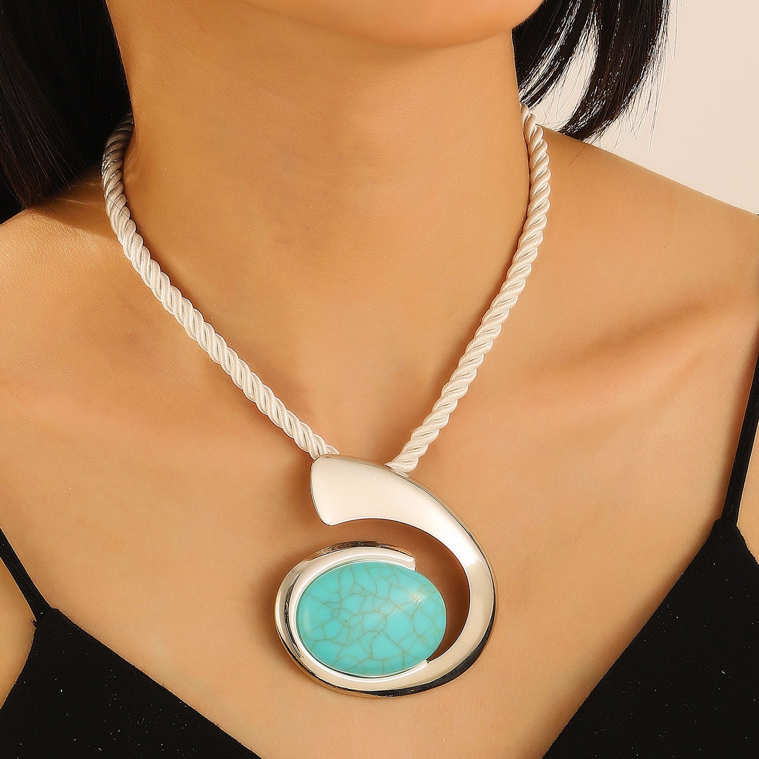 Bohemian Turquoise Crackle Stone Necklaces with Pendants for Women